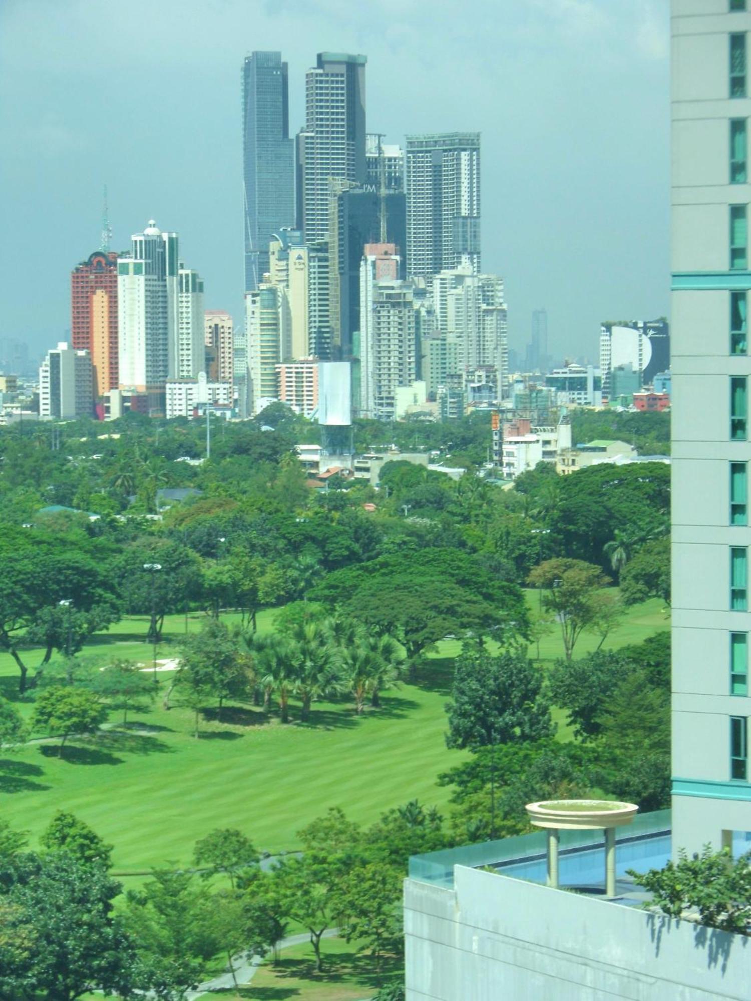 Avant Apartments At The Fort Taguig Eksteriør billede